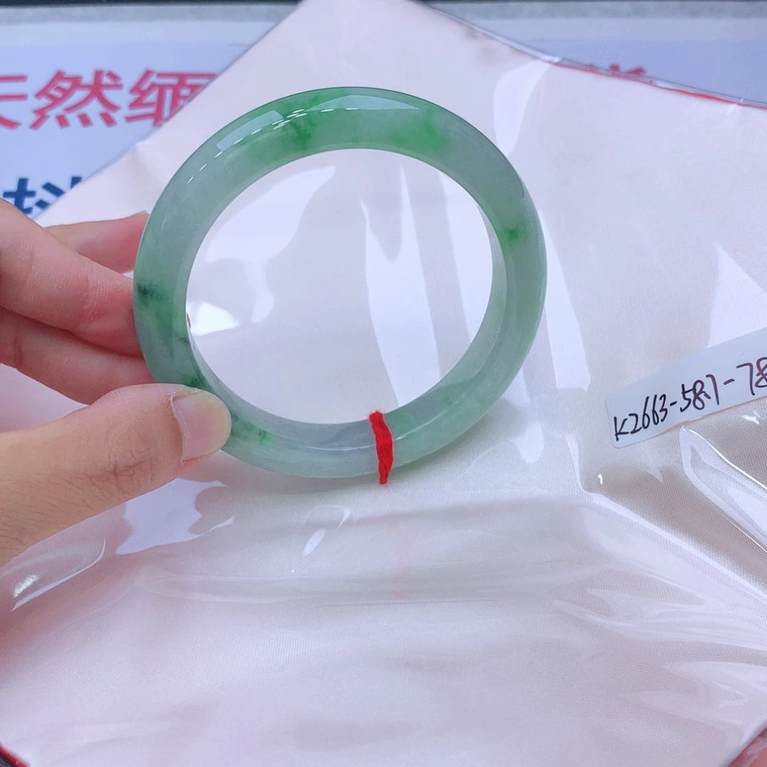 未镶嵌手镯翡翠翡翠