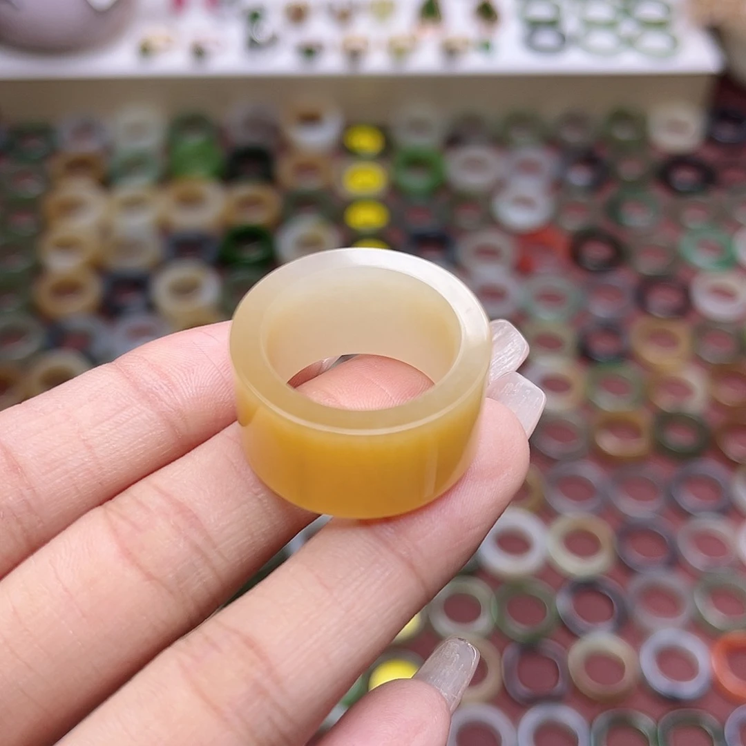 和田玉戒指未镶嵌