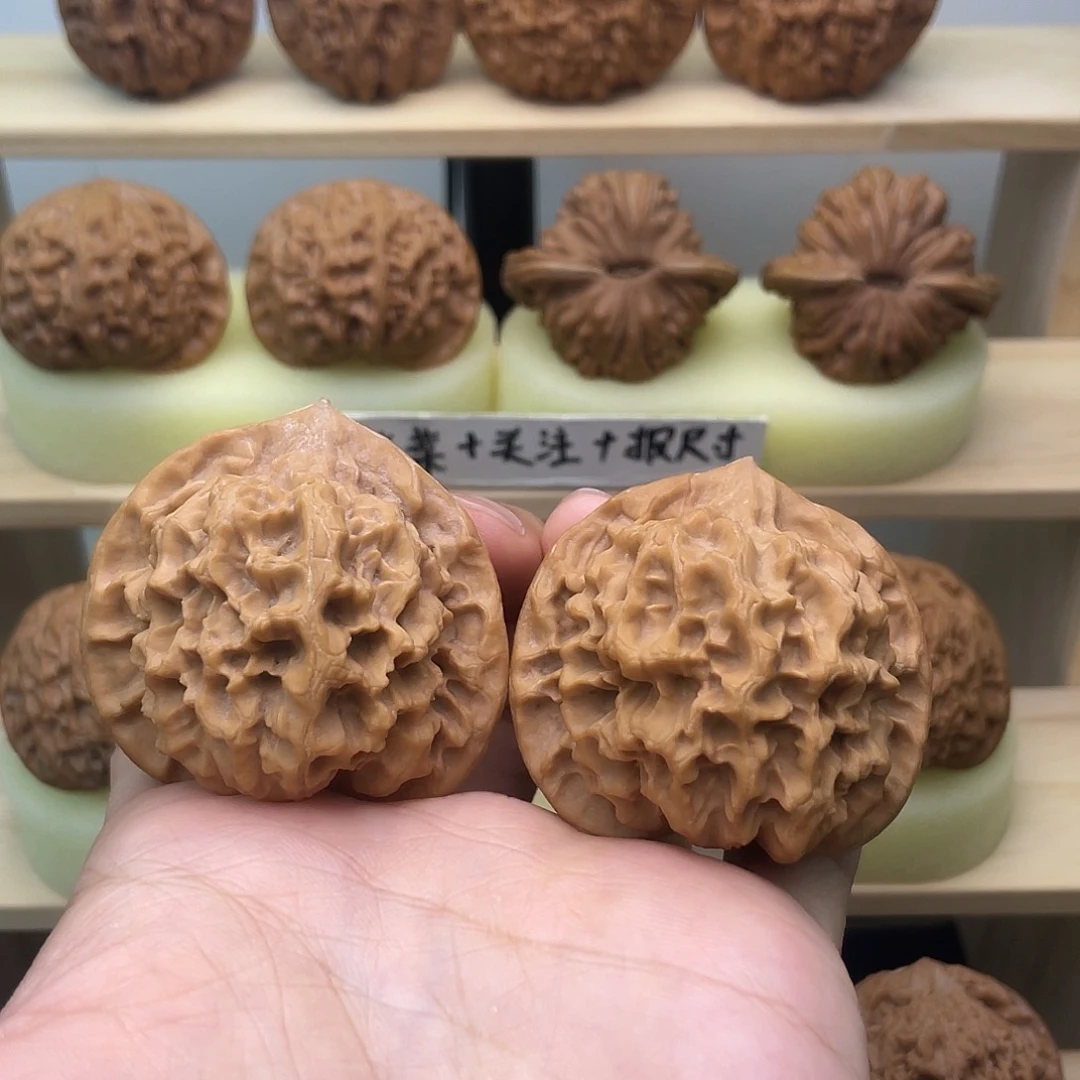 文玩核桃吊坠48帝王全品55.8克