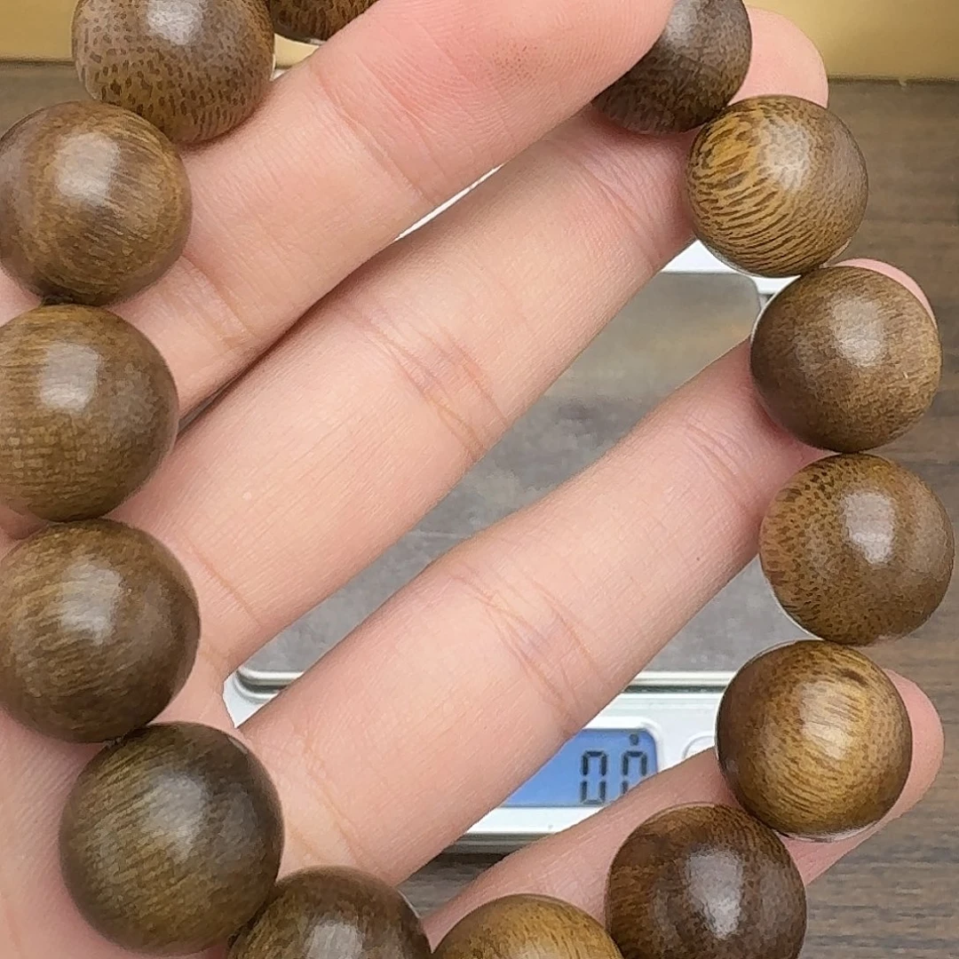 沉香沉香碎屑海南乌身圆叶莺歌绿8064