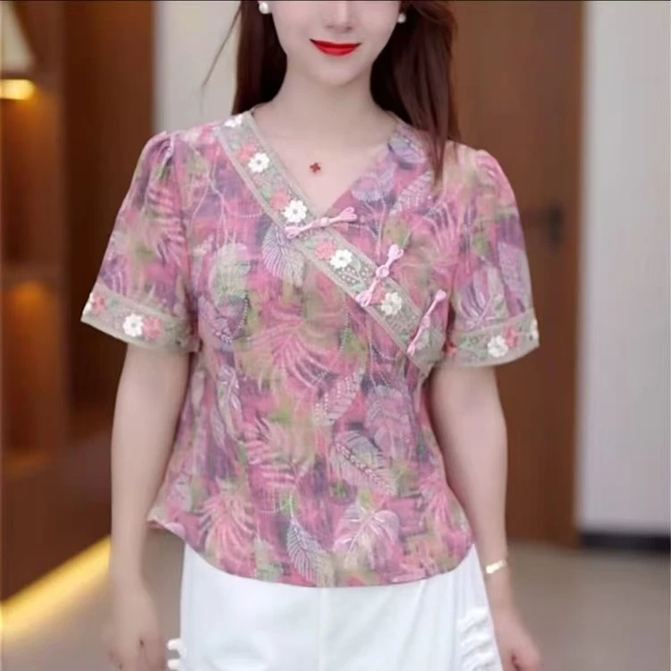 2025上衣扣子短袖V领女装妈妈装新中式小衫年轻优雅碎花旗袍上衣
