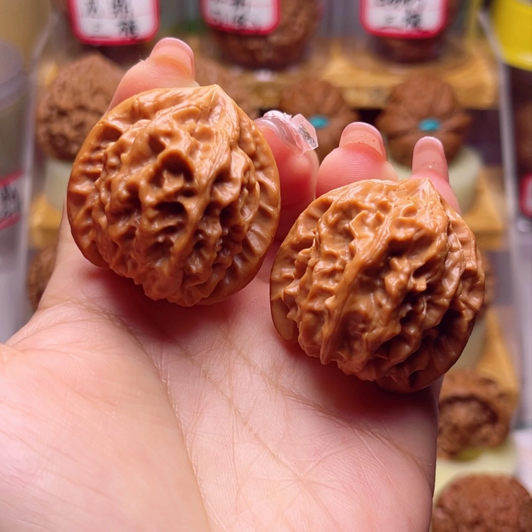 文玩核桃吊坠大肚37尺曹大龙