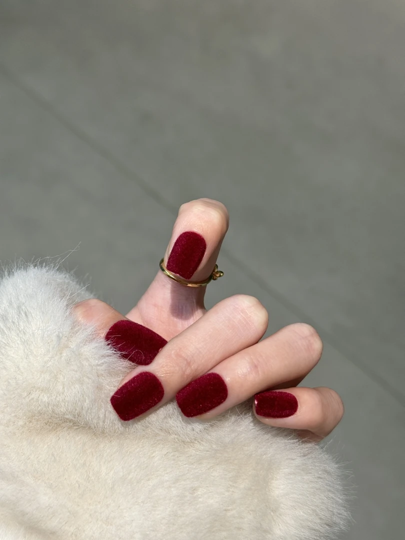 【红绒绒】简约丝绒短甲纯色低调高级气质显白纯手工穿戴甲