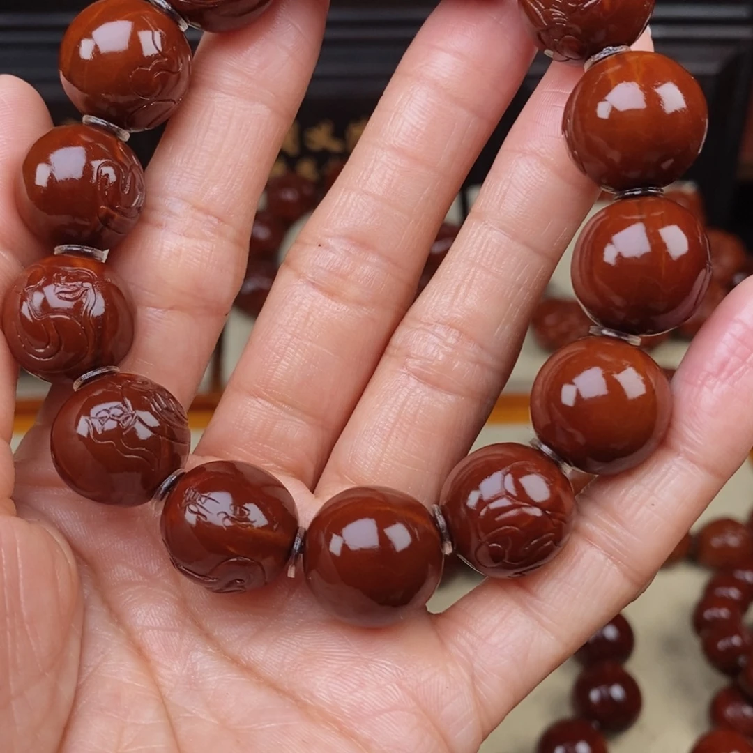 昊***局吊坠橄榄核无相佛