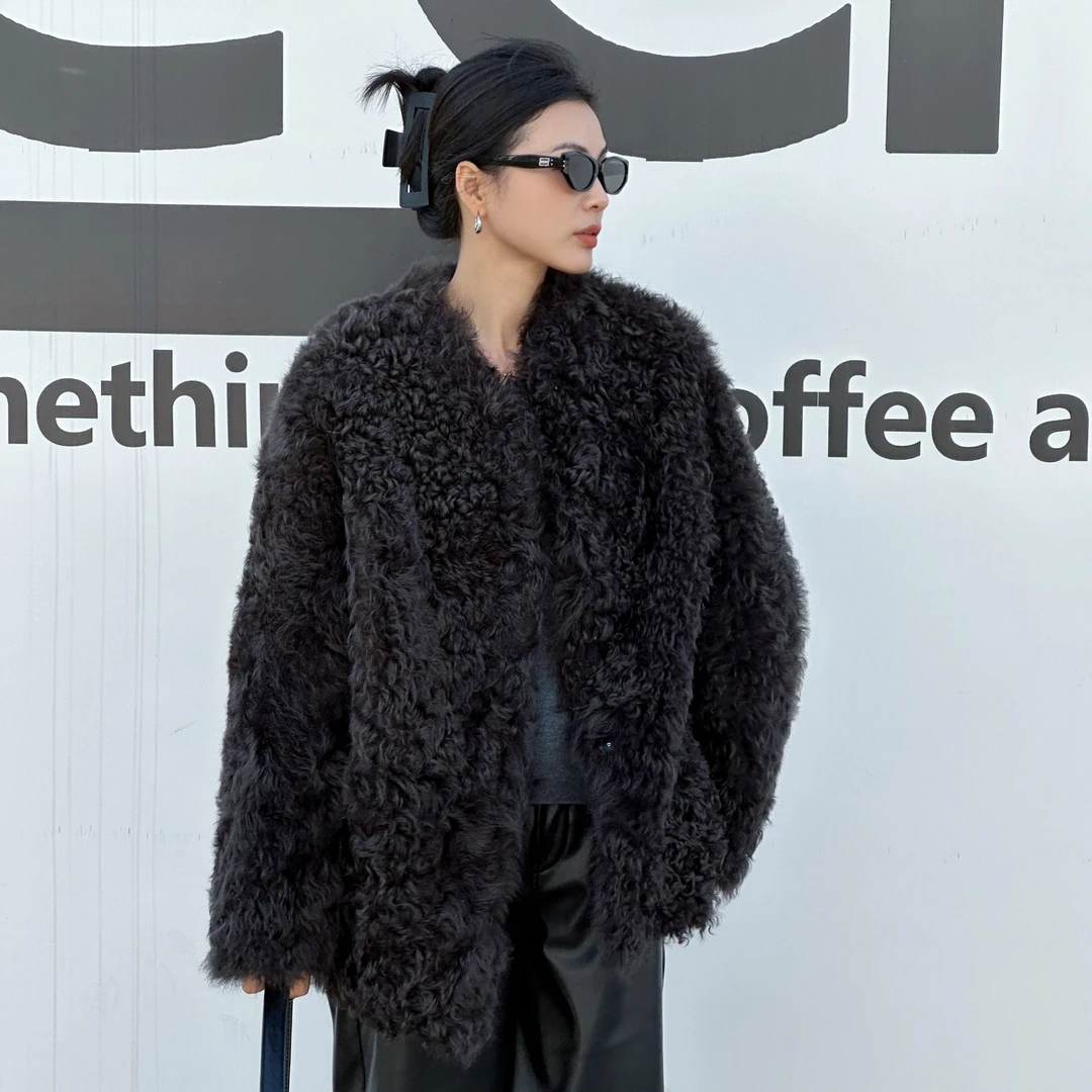 佳涵 "百分托卡”’新款托斯卡纳羊皮毛一体外套百搭设计师PM422