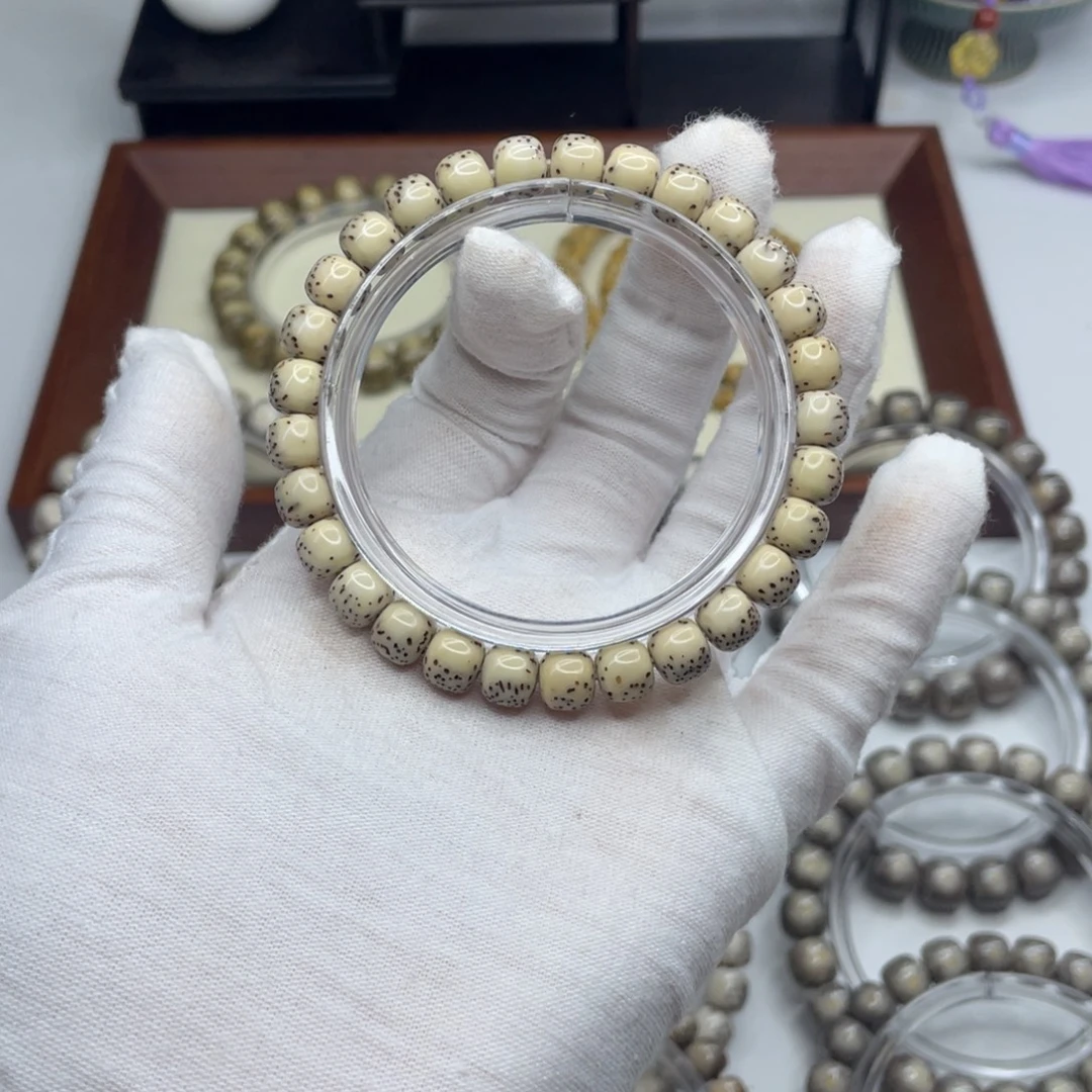 星月菩提手串8×7河豚石玉料B03