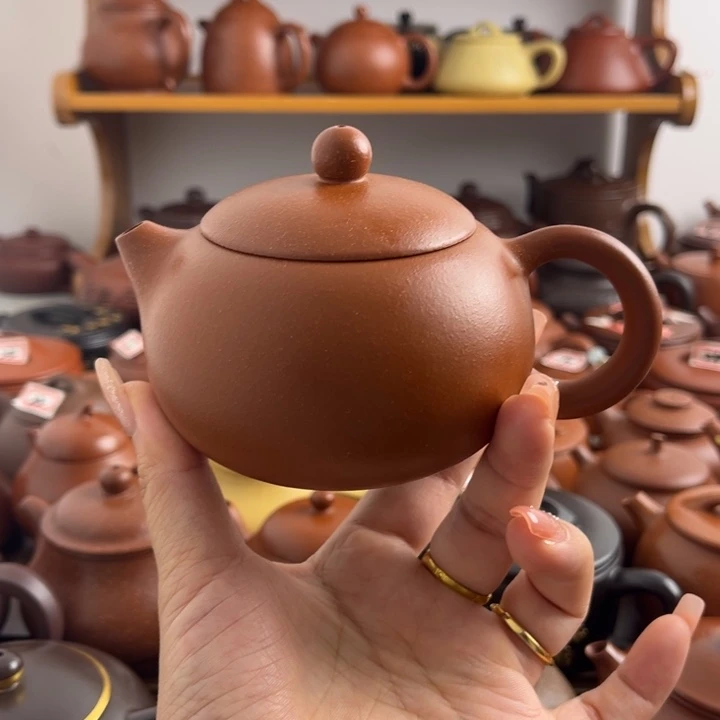 茶壶紫砂240cc降坡半手