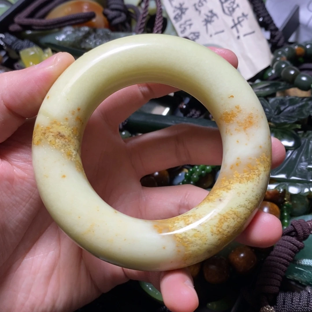 蛇纹石玉未镶嵌颈饰55口