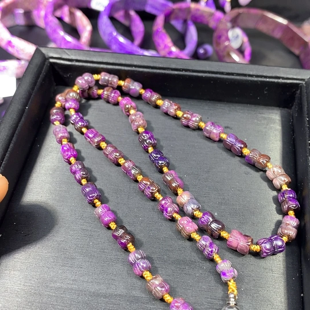 苏纪石（舒俱来）未镶嵌南非舒俱来并蒂莲项链