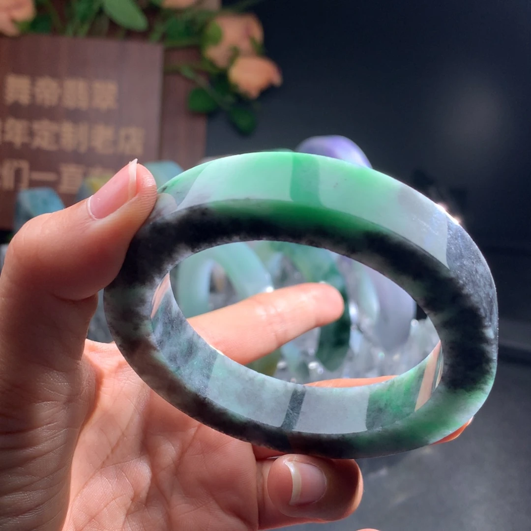 定制翡翠手镯未镶嵌