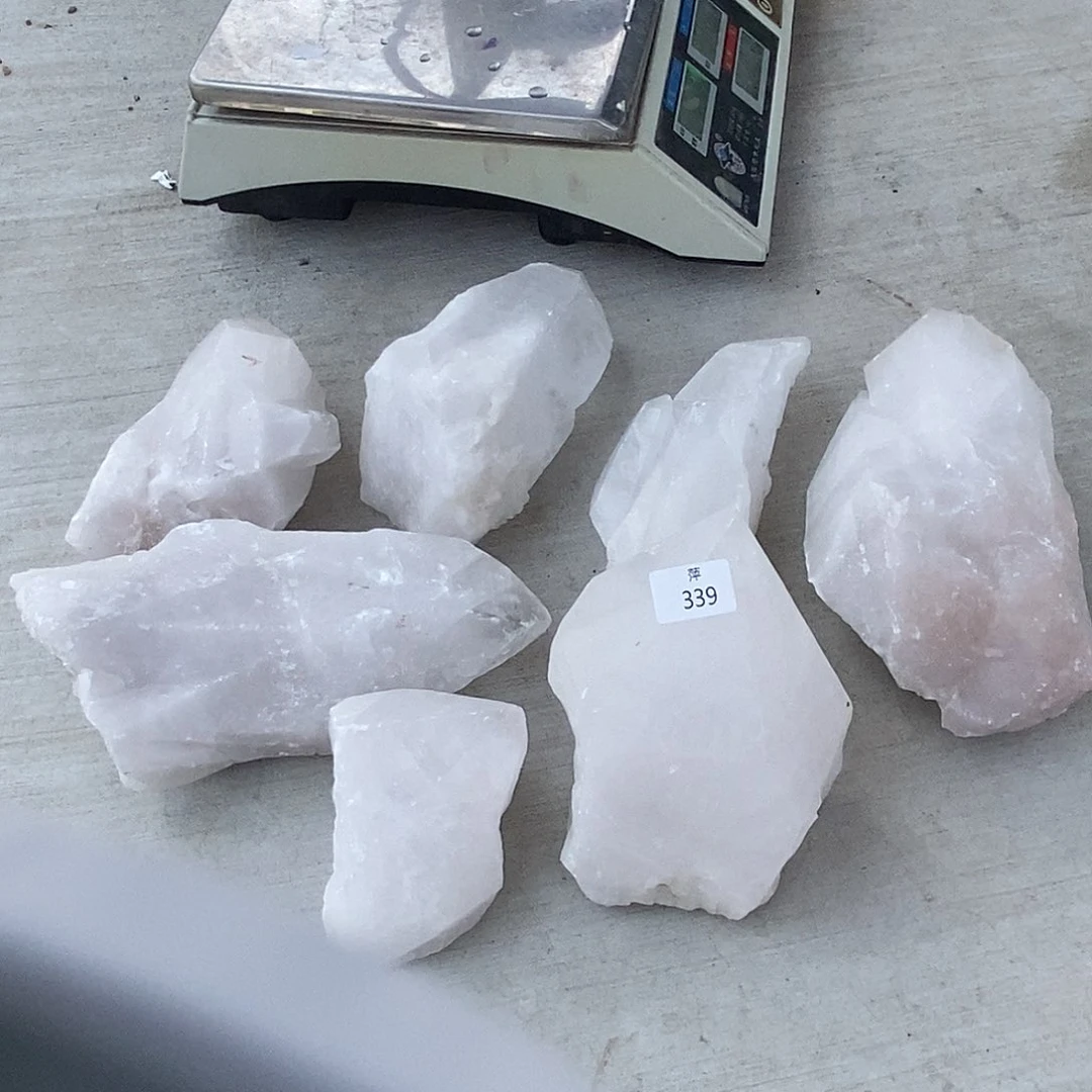 未镶嵌水晶大型摆件（非配饰）