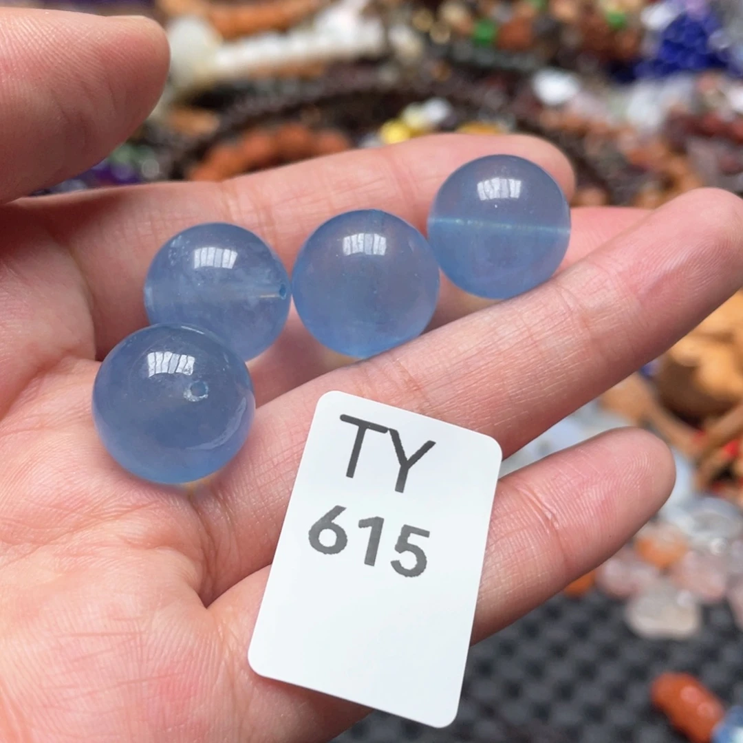 水晶多样性发一只未镶嵌