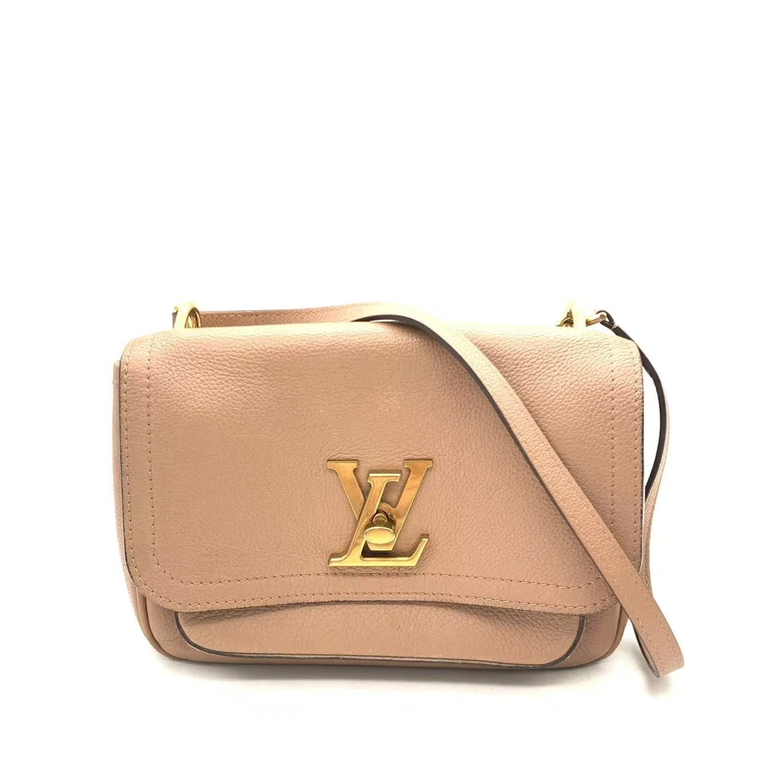 95新 LouisVuitton/路易威登 【安则专属】豆沙粉lockme邮差包