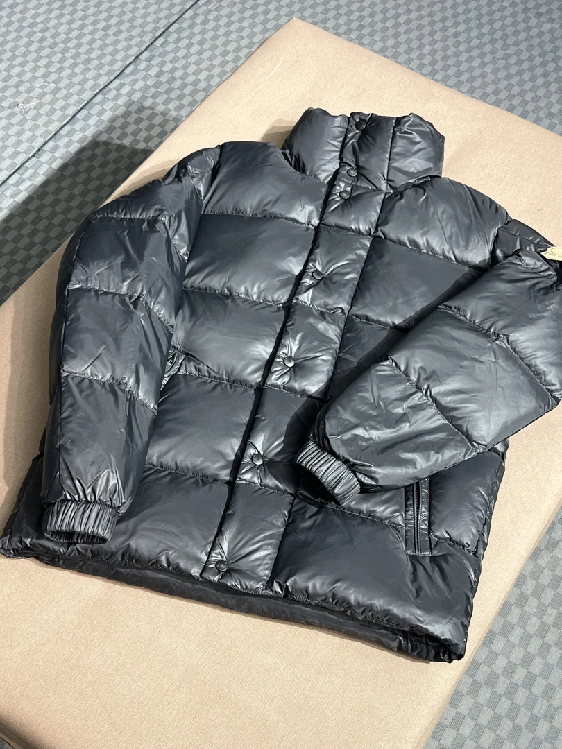 M+2025新款撞色蓝胖子大标黑蓝面包服重磅保暖立领男女同款羽绒服