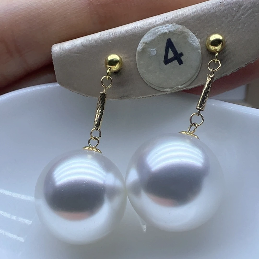 18K金镶嵌淡水珍珠耳饰