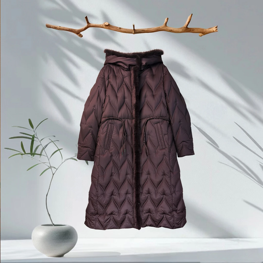 【佳鑫香云纱】新中式冬季国风妈妈装帽领鹅绒服长款OFDN-86006