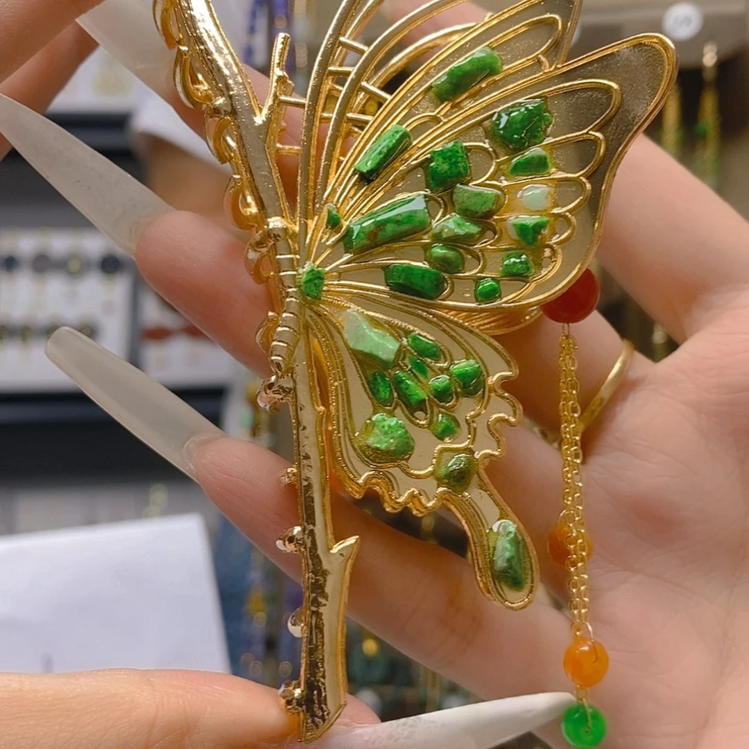 翡翠合金耳饰翡翠