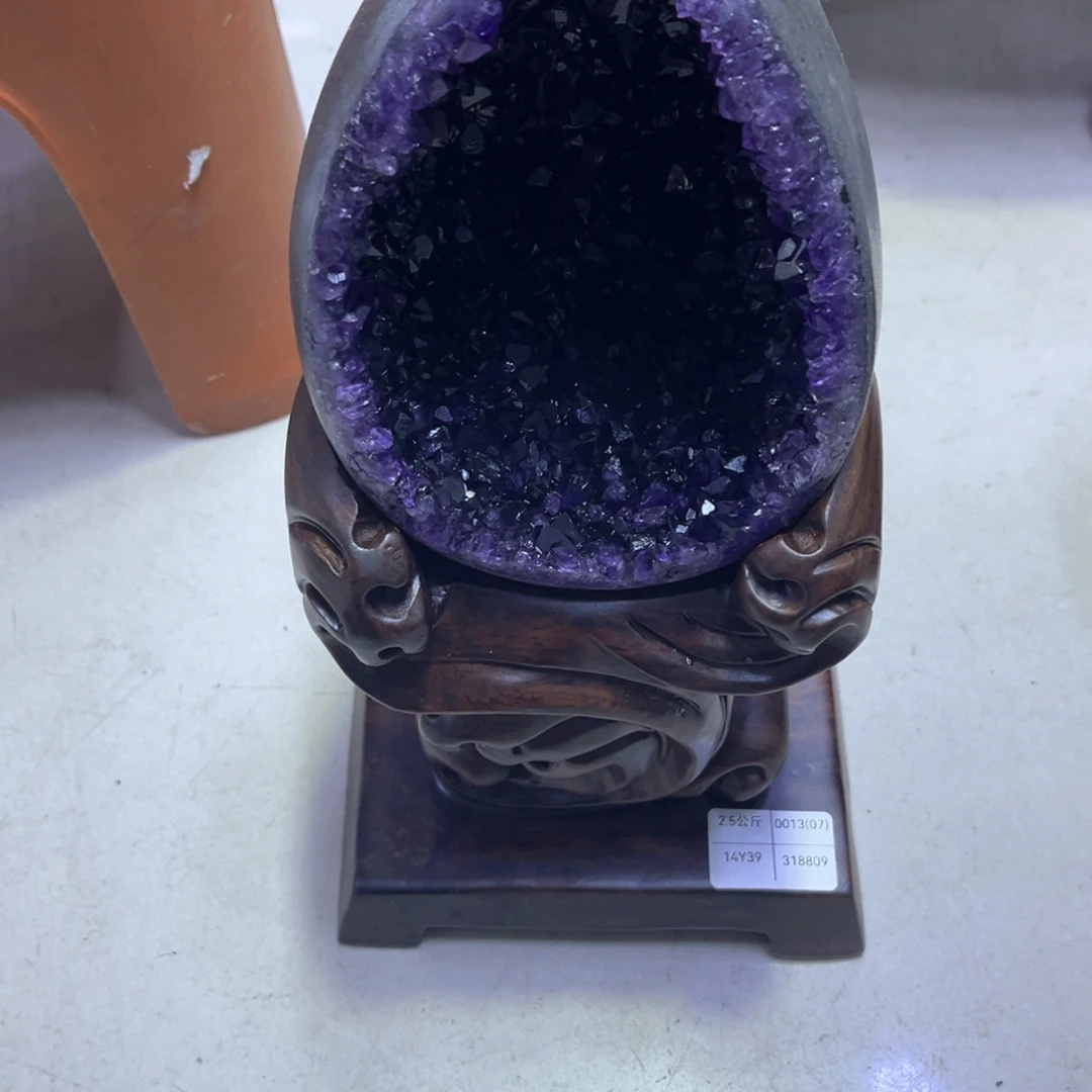 Z***E紫晶大型摆件（非配饰）未镶嵌晶