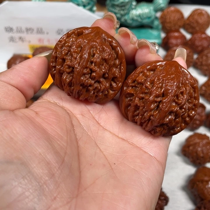 嘉***⑧文玩核桃吊坠虎头王5LXP#00#