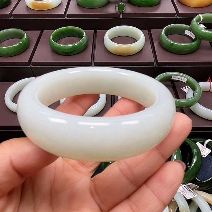 和田玉未镶嵌手镯5859