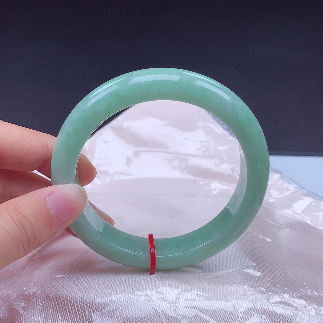 翡翠手镯未镶嵌手镯000945翡翠直播