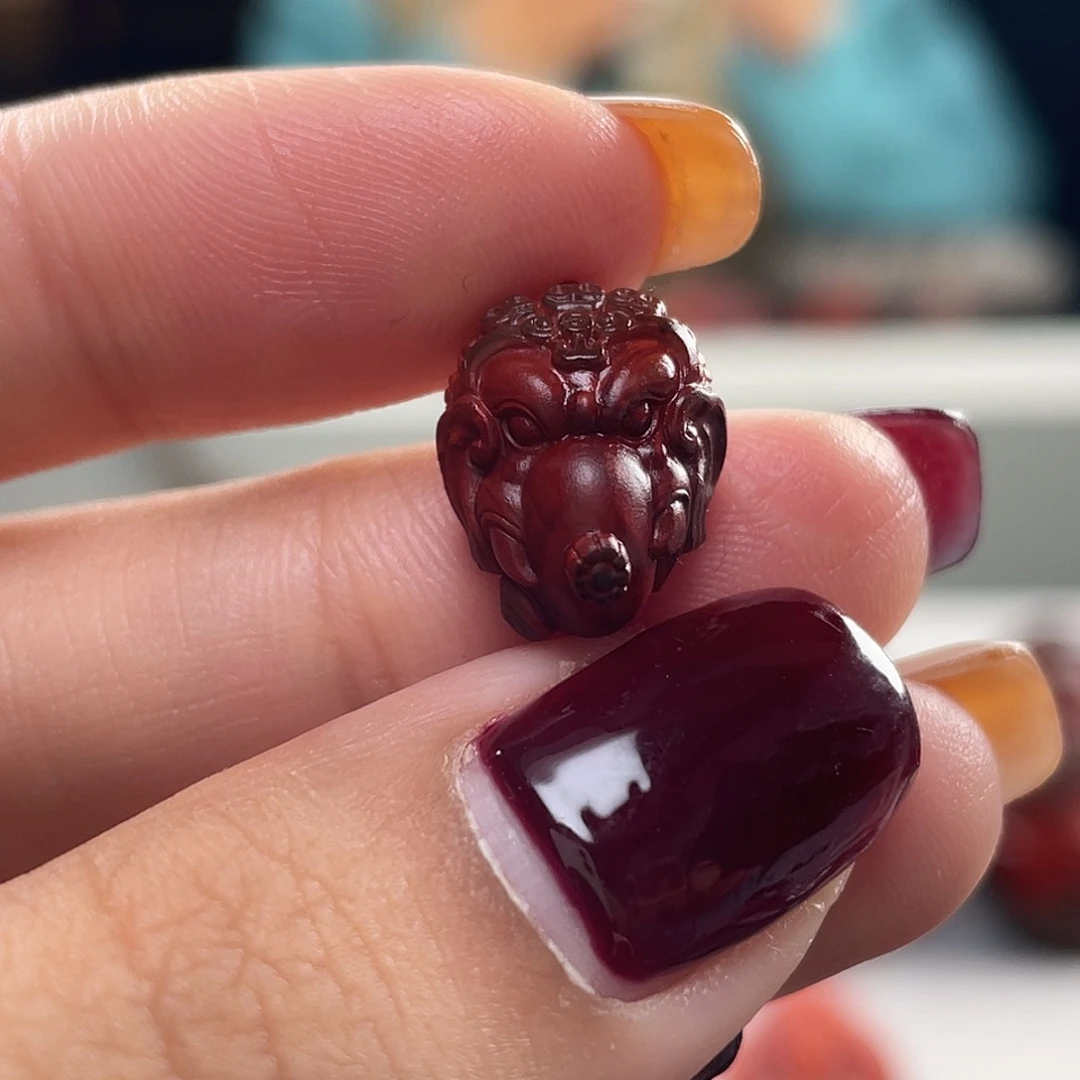 南红玛瑙未镶嵌颈饰