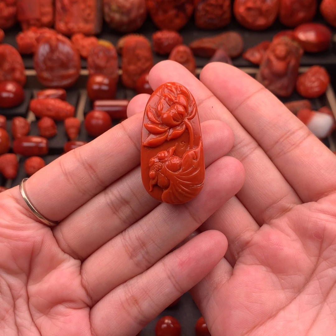 南红玛瑙未镶嵌保山荷塘月色吊坠20.8mm