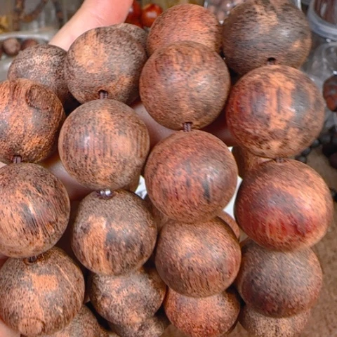 藤类2.0降真香白绿油虫蛀结晶圆珠