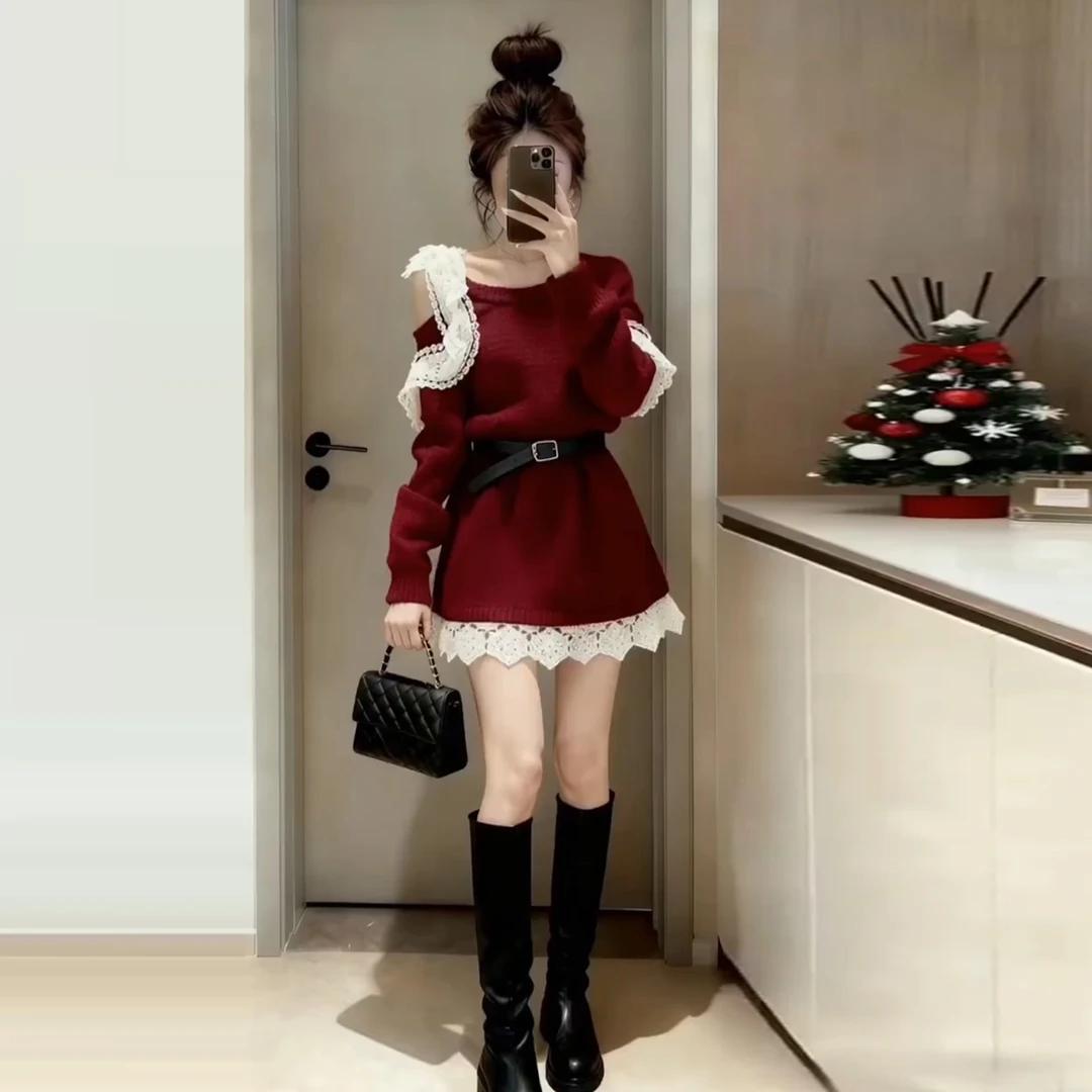 甜美蕾丝花边露肩气质针织连衣裙子女2026冬季新款小个子休闲短裙
