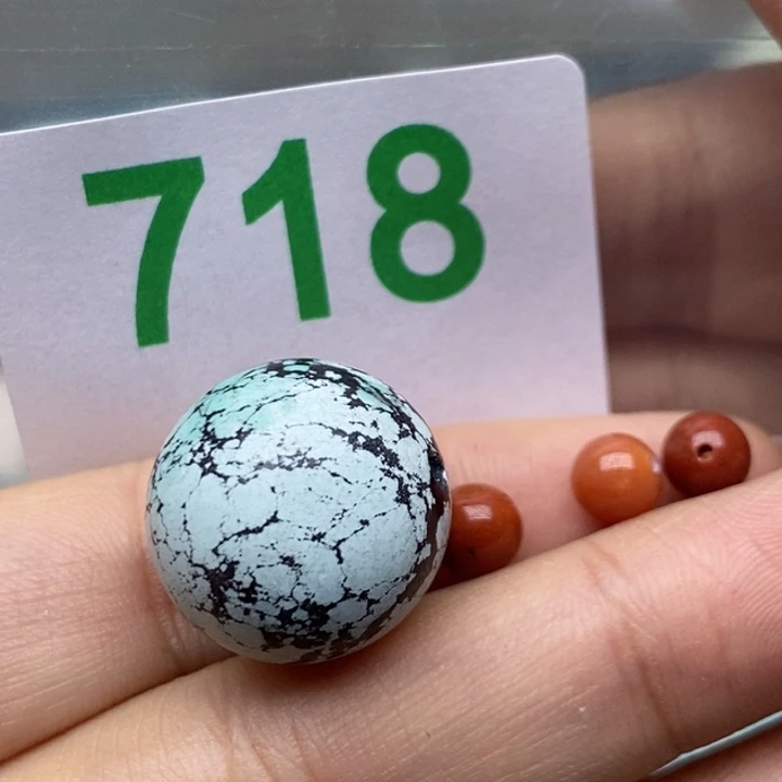 南红玛瑙未镶嵌珠宝奇石