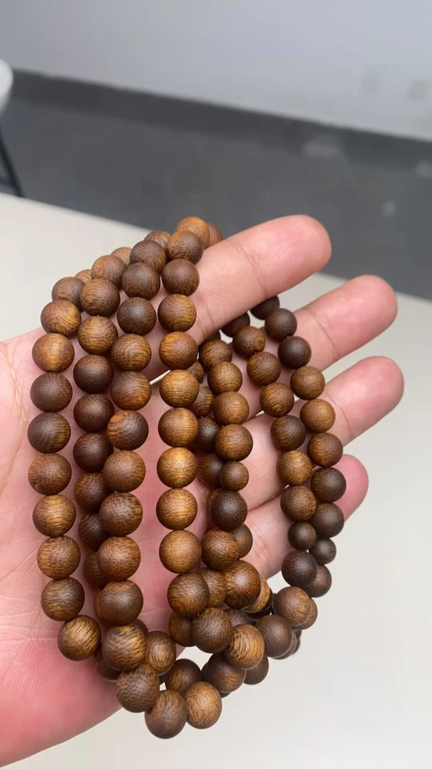 沉香27越南 赛级富森红土 铁锈红  0.8*108颗 49克 2107 XL R