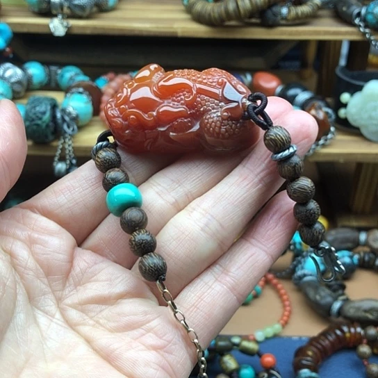 女款项链搭配独家订制