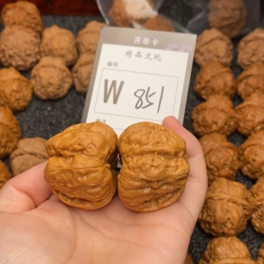 吊坠桃核我是第一百41