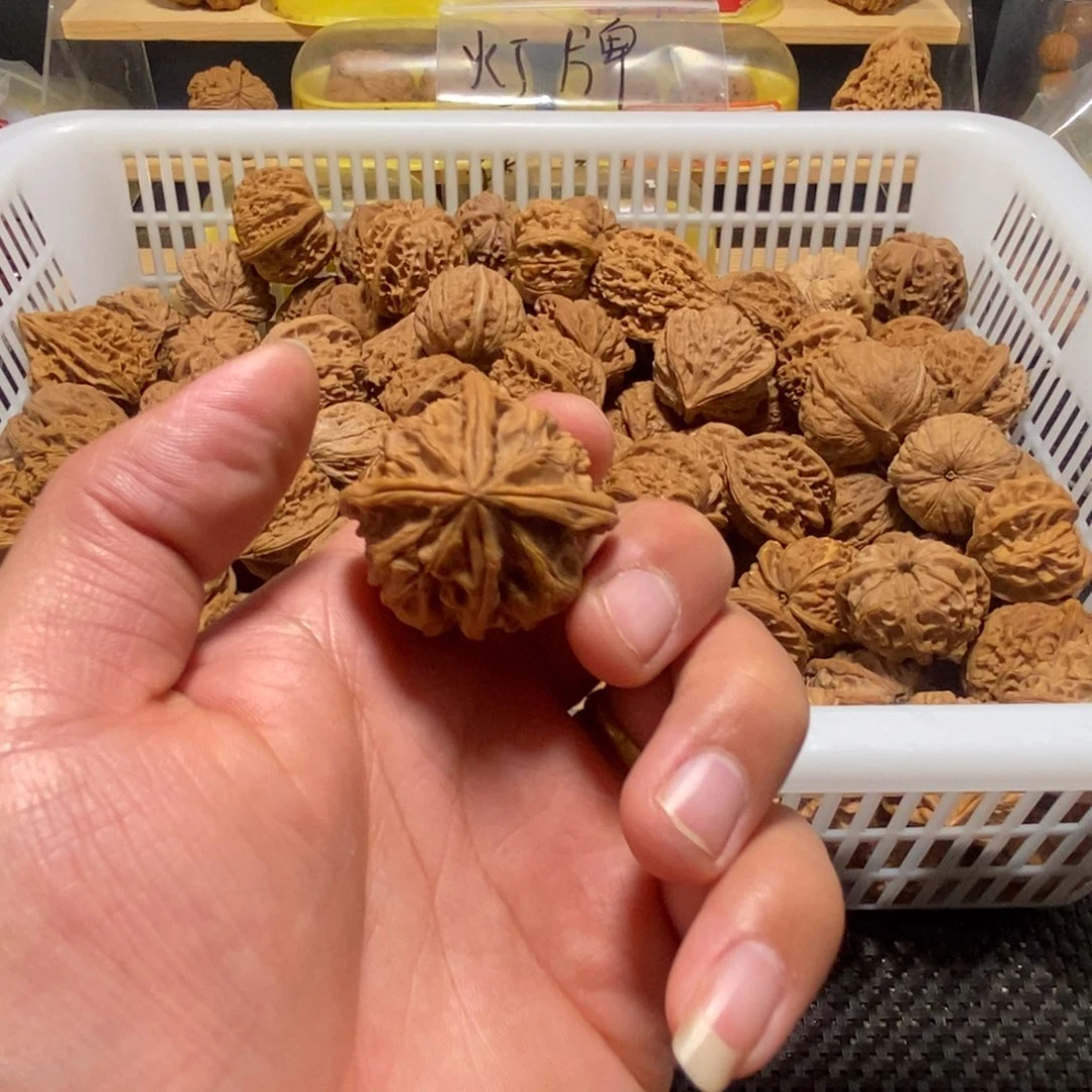 洪***️吊坠文玩核桃核桃异形