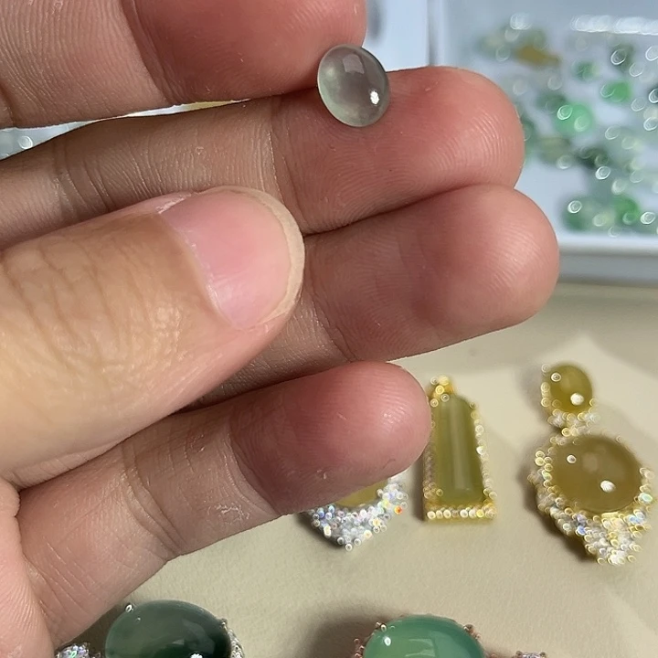 翡翠裸石缅料A货翡翠