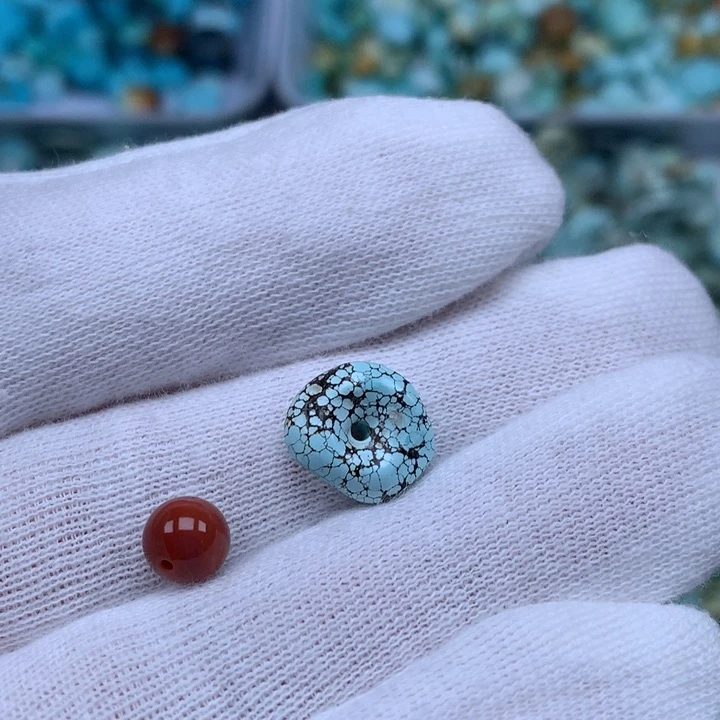 南红玛瑙未镶嵌珠宝奇石