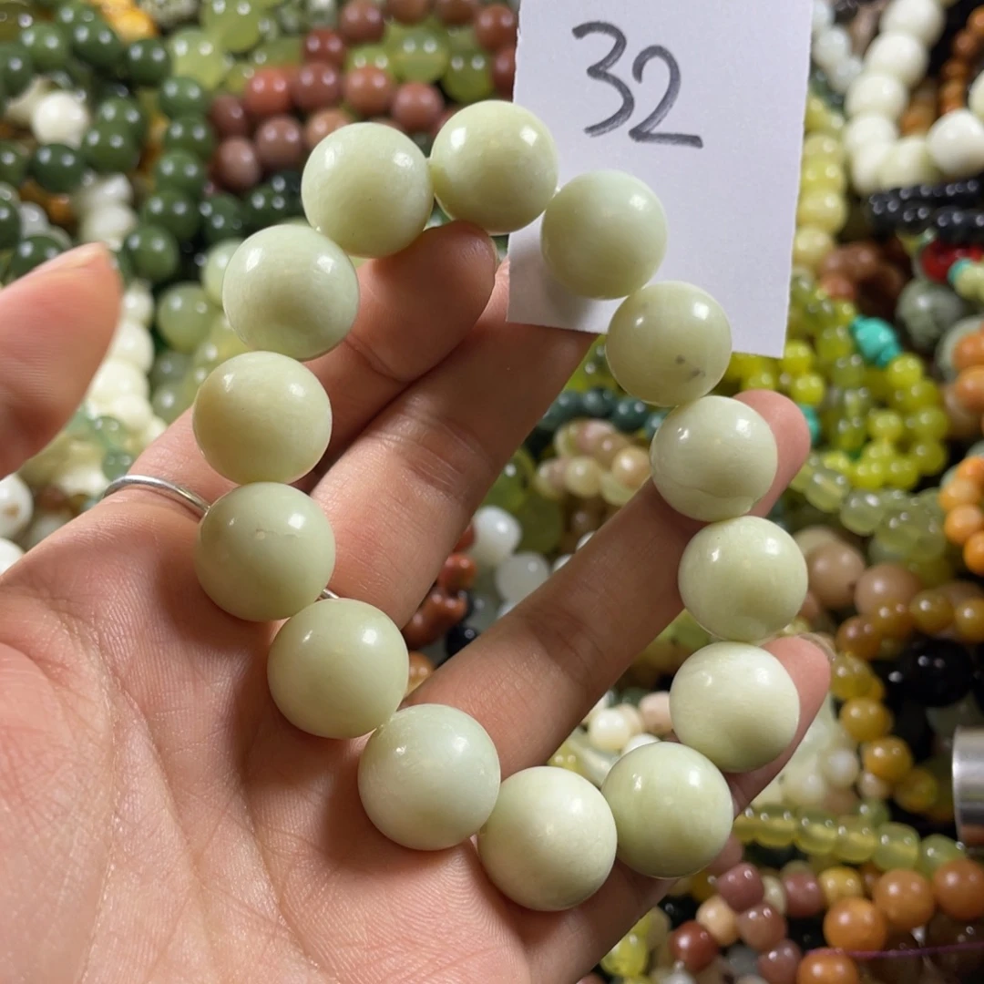 未镶嵌蛇纹石玉手链