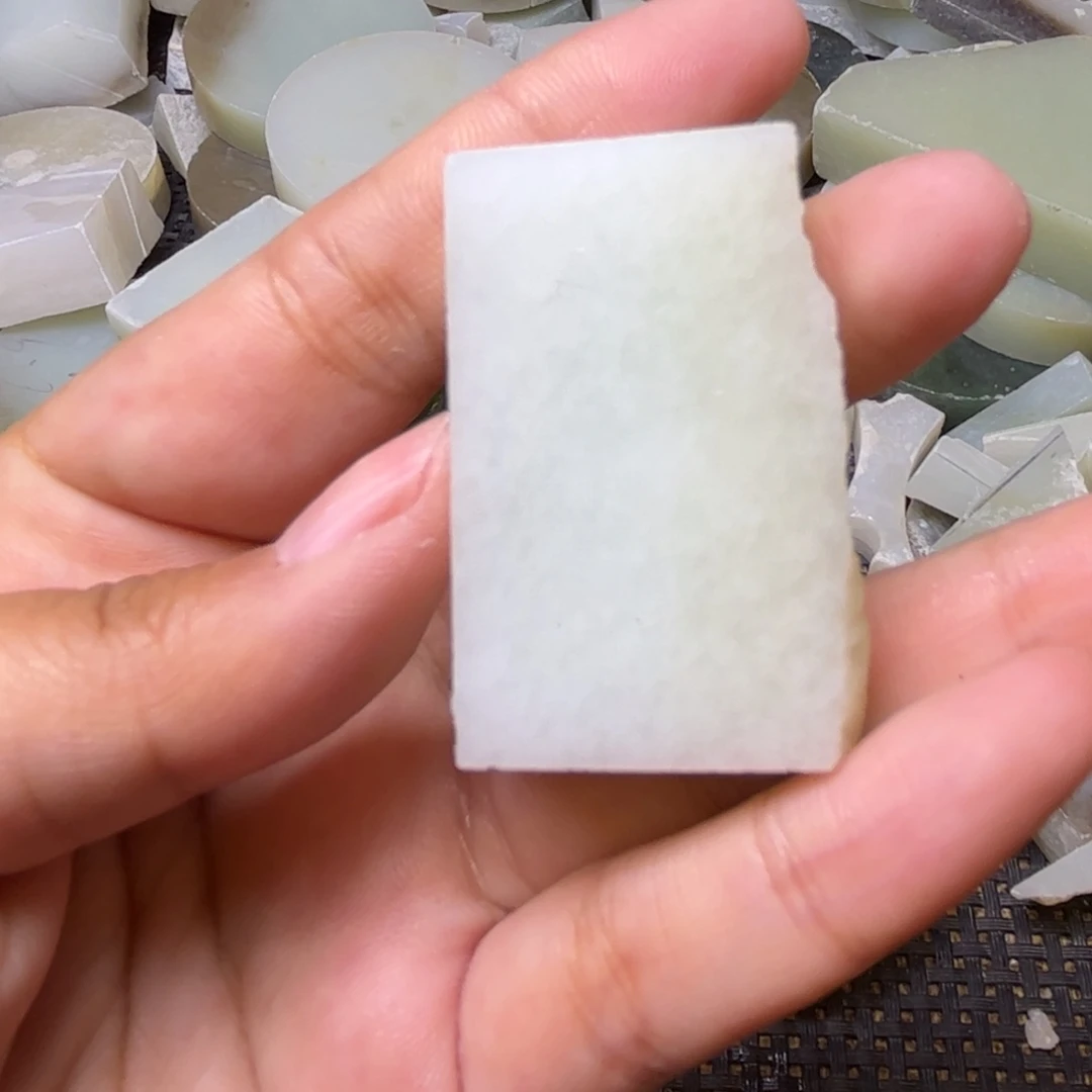 和田玉未镶嵌项链