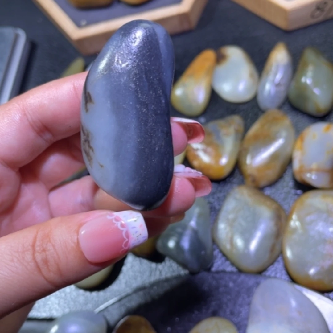 【闪购商品】和田玉未镶嵌车挂