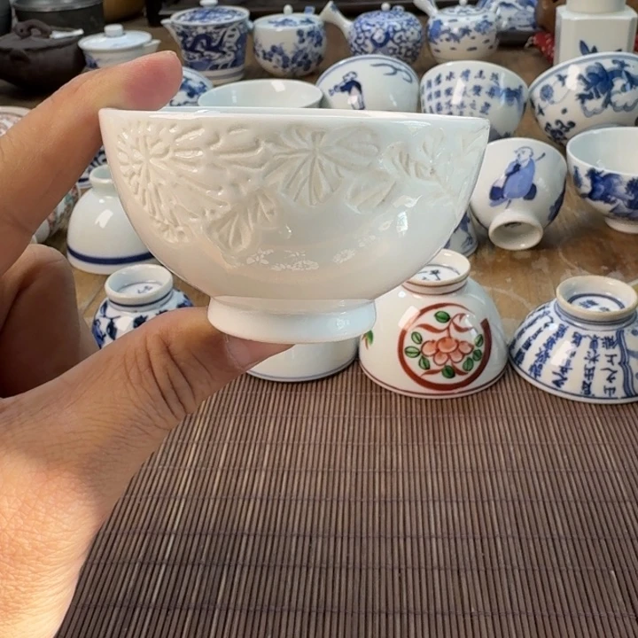 青花杯子茶具瓷器