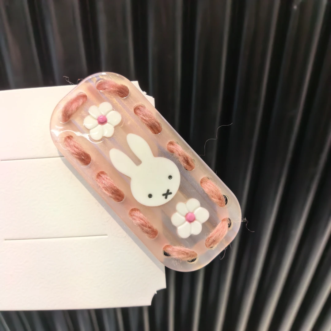 B590粉色米菲兔醋酸边夹