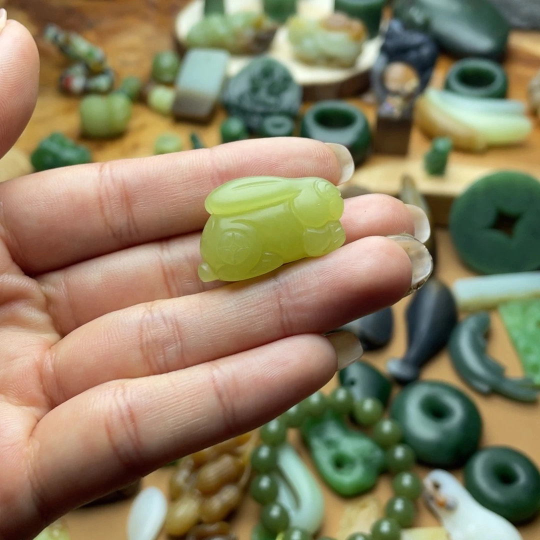 【闪购商品】和田玉颈饰未镶嵌浩*