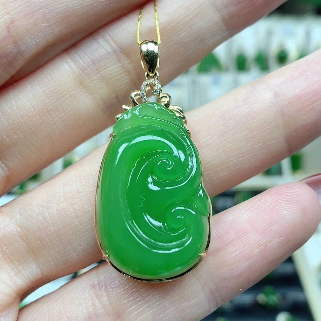 和田玉（碧玉）18K金镶嵌颈饰25