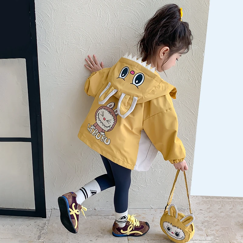 拉布布女童外套2025春秋新款女宝宝连帽上衣儿童冲锋衣小女孩秋装