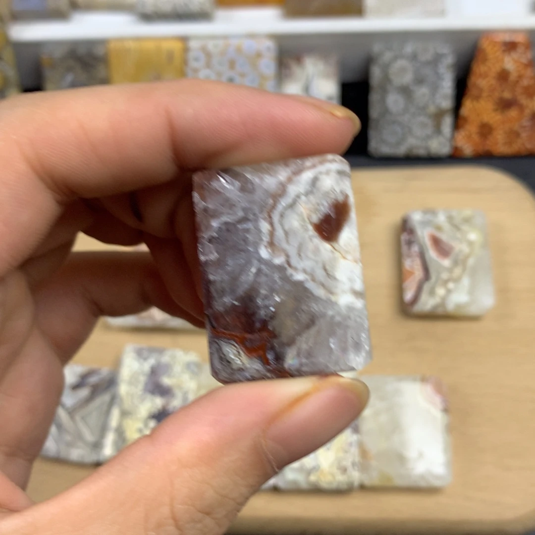 Z***薯硅化珊瑚（珊瑚玉）未镶嵌五
