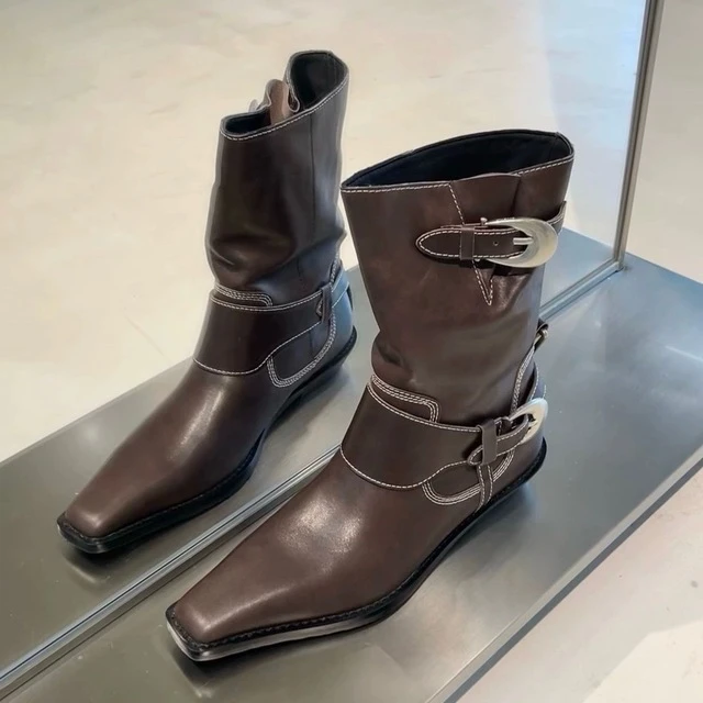 小众设计皮带扣马丁靴2025春夏新款方头短靴显瘦低跟复古真皮靴子