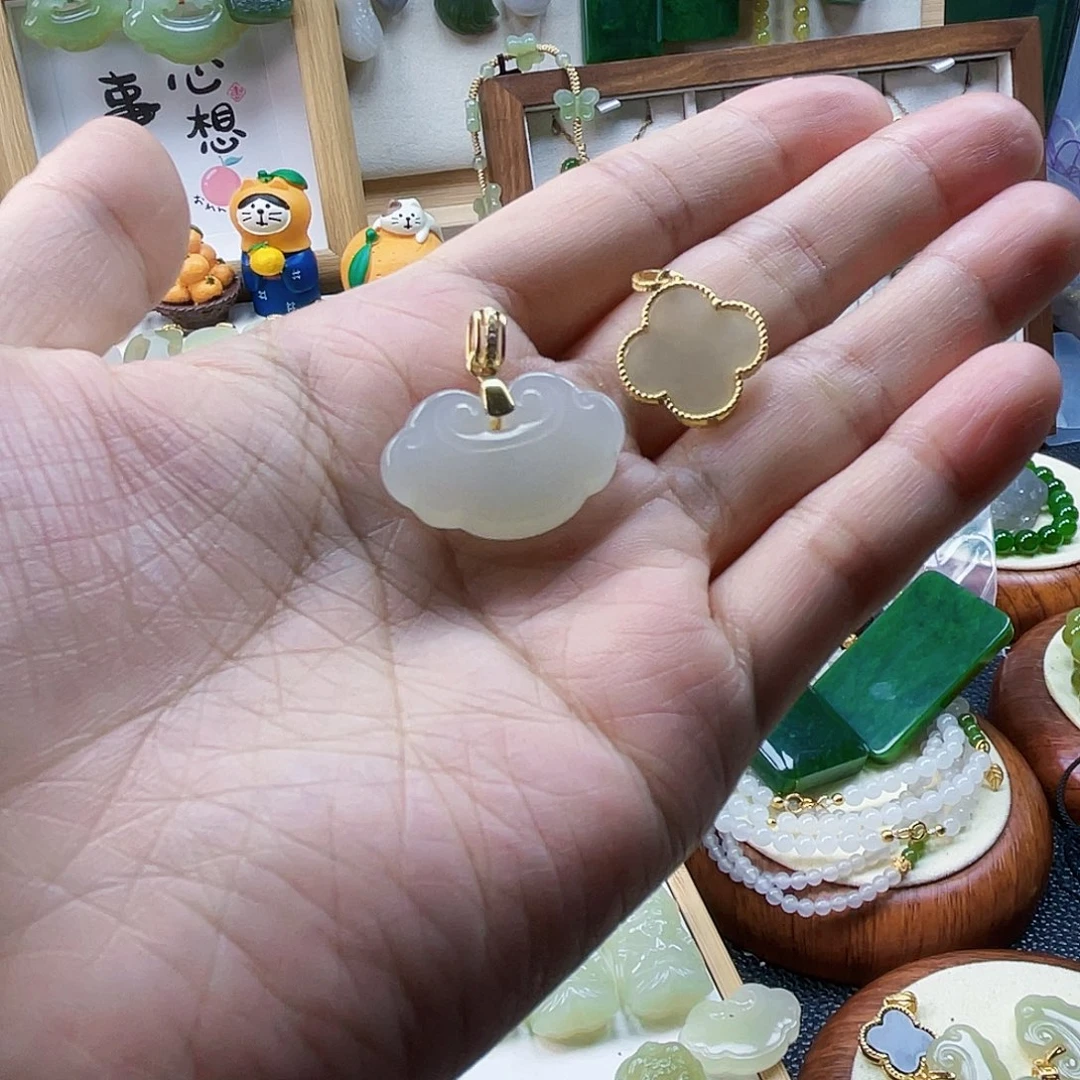 和田玉银S925镀金镶嵌吊坠(不含链)