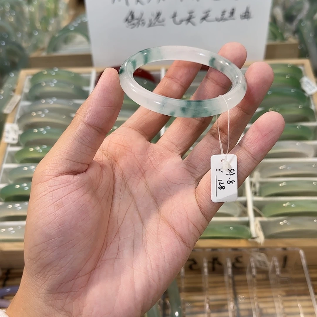 玛瑙/玉髓未镶嵌手镯圈口54.8