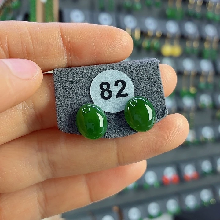 和田玉18K金镶嵌耳饰