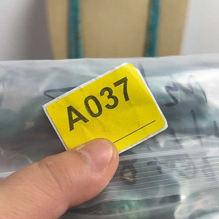 文***生玛瑙/玉髓颈饰未镶嵌